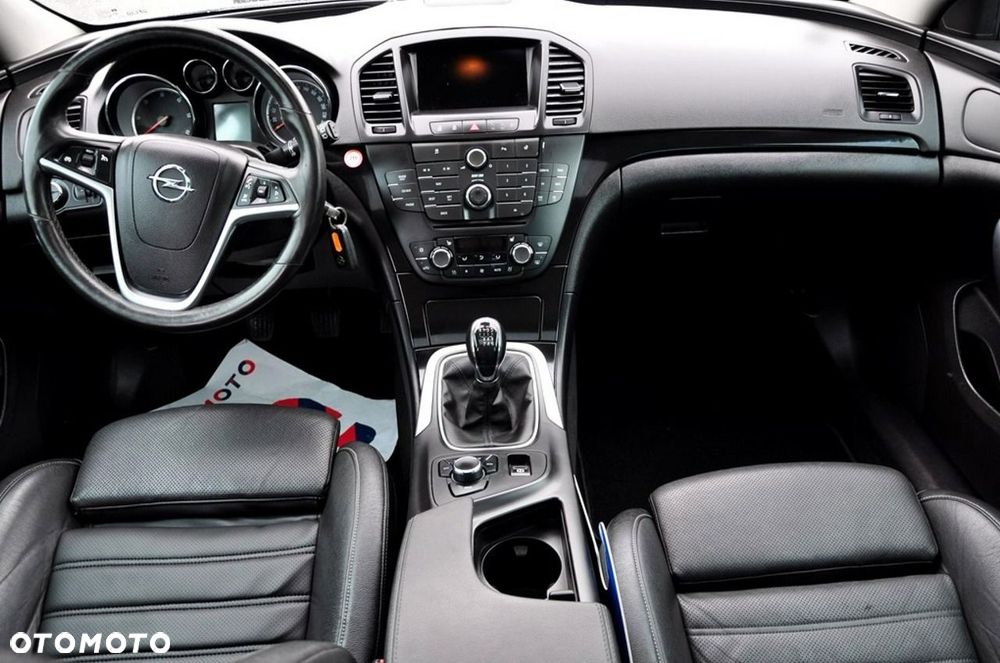 Opel Insignia - 31