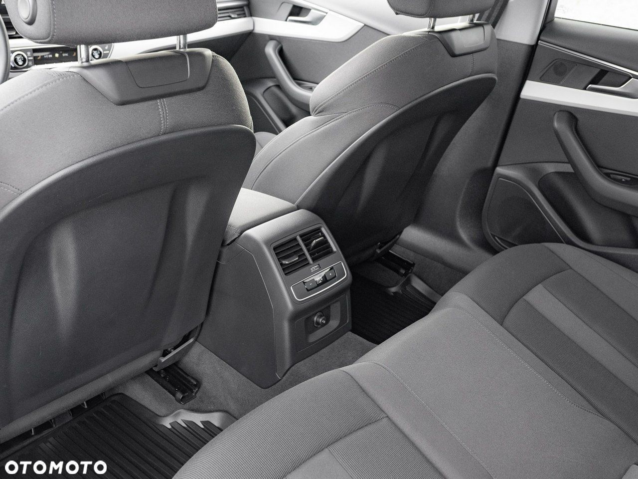 Audi A4 - 25