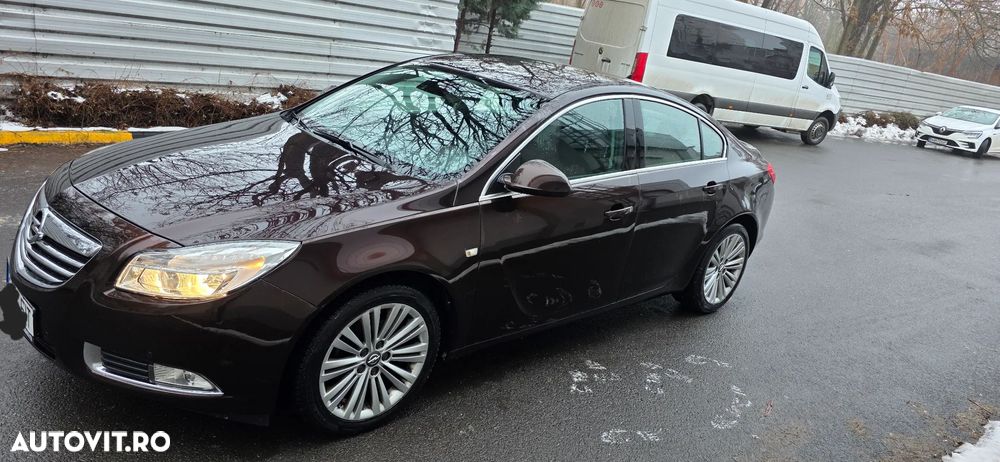 Opel Insignia 2.0 CDTI ECOFLEX Start/Stop Edition - 1
