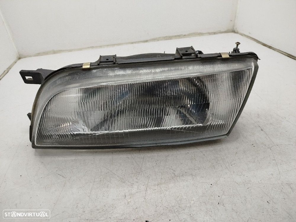 Farol/ Otica Dianteiro Esq Nissan Almera I Hatchback (N15) - 4