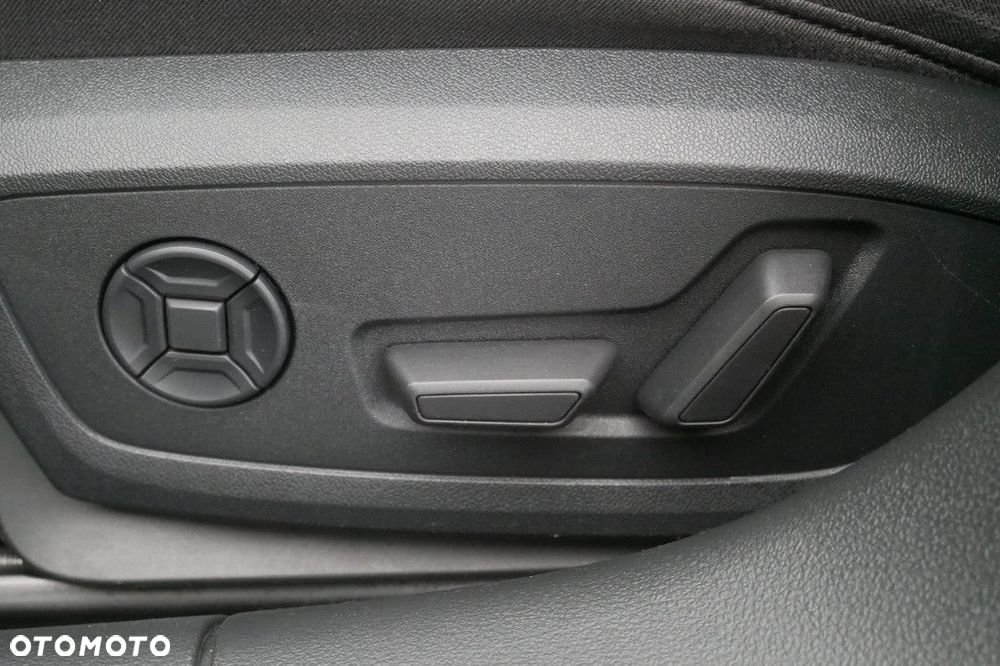 Audi A6 Avant - 32