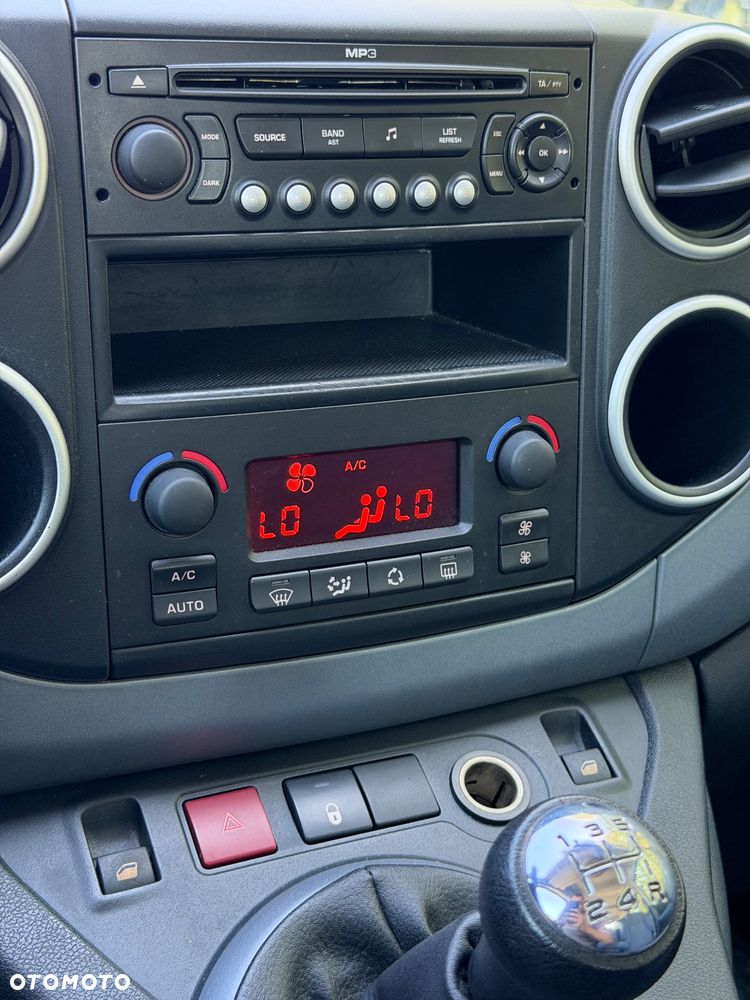 Citroën Berlingo 1.6i Prestige - 24