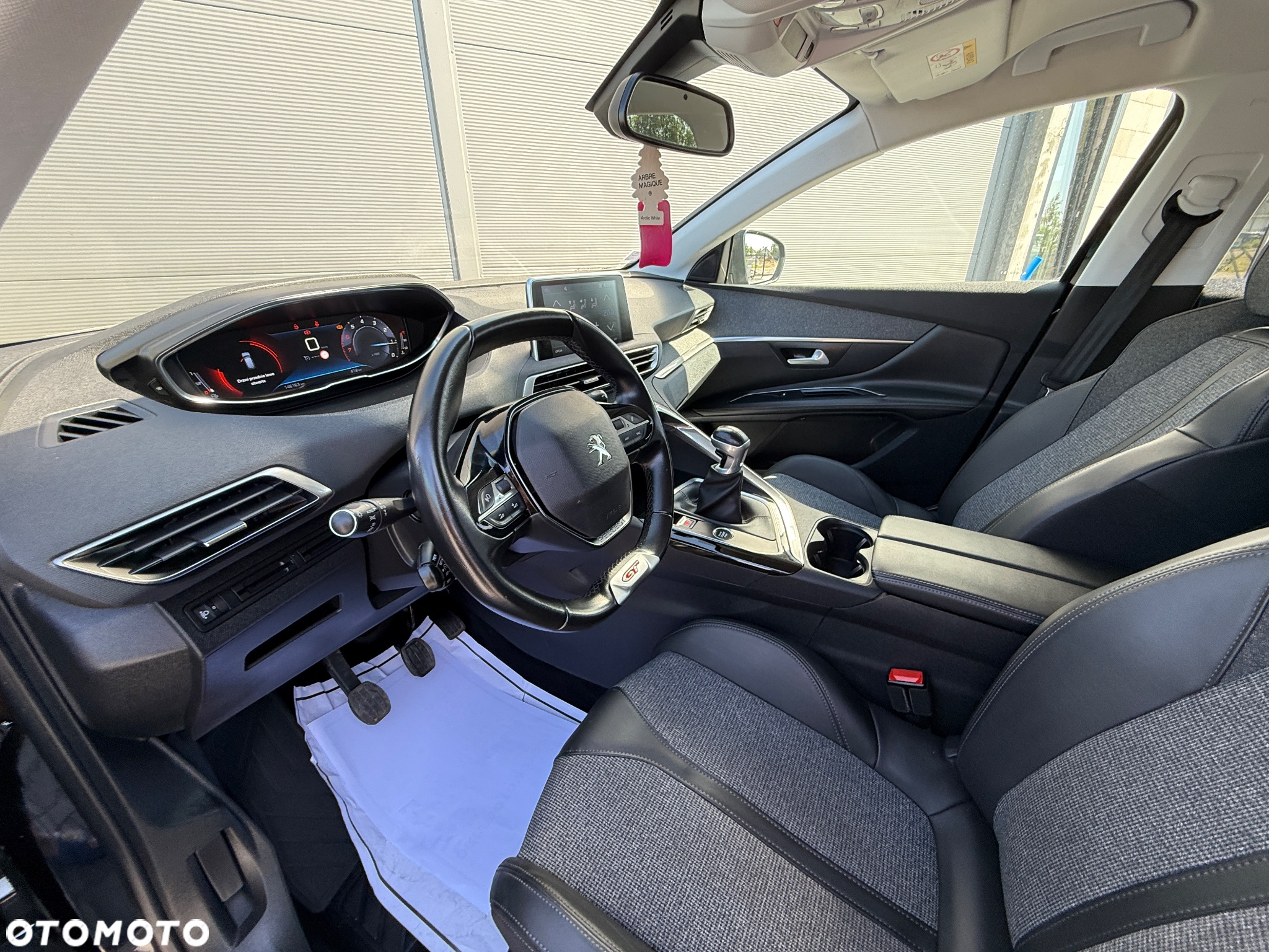 Peugeot 3008 PureTech 130 Stop & Start GPF Allure - 6