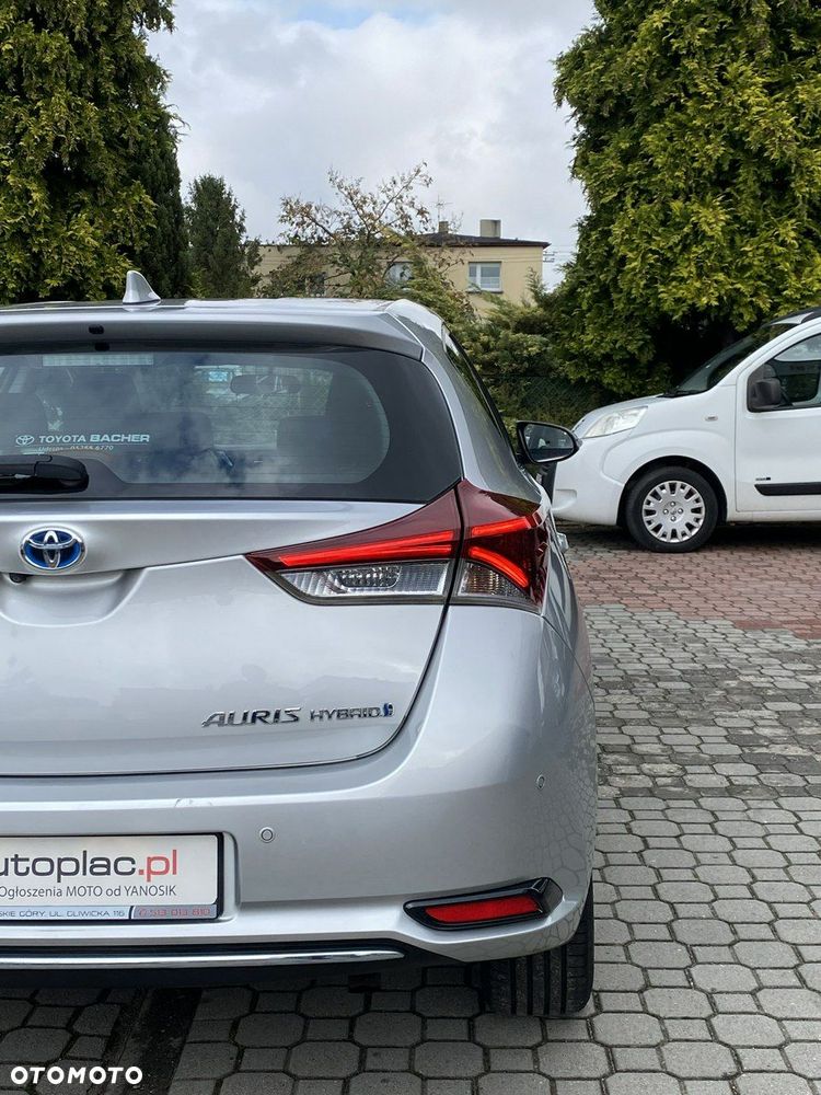 Toyota Auris - 12
