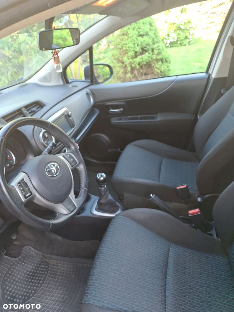 Toyota Yaris - 15