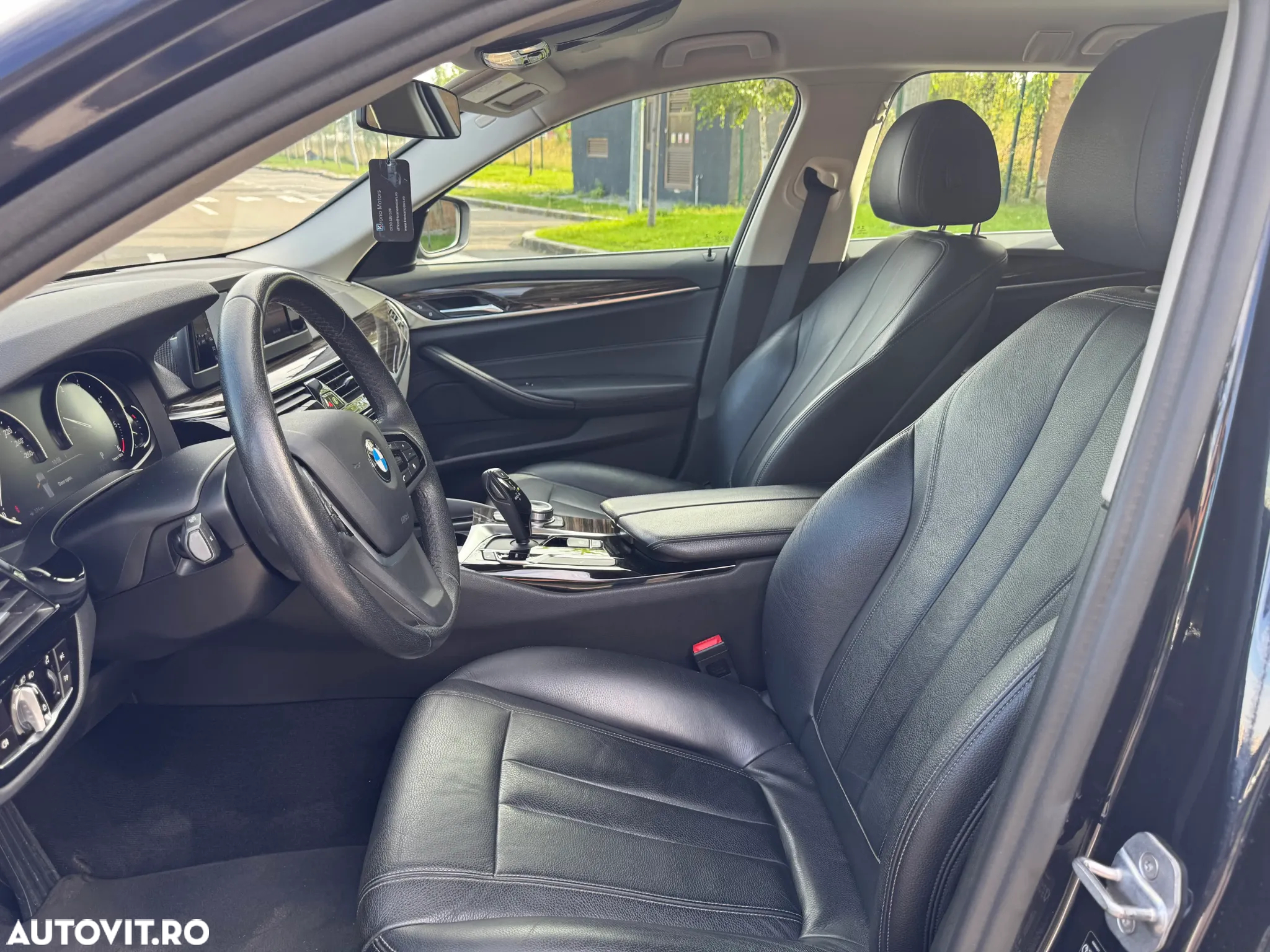 BMW Seria 5 518d AT MHEV - 6