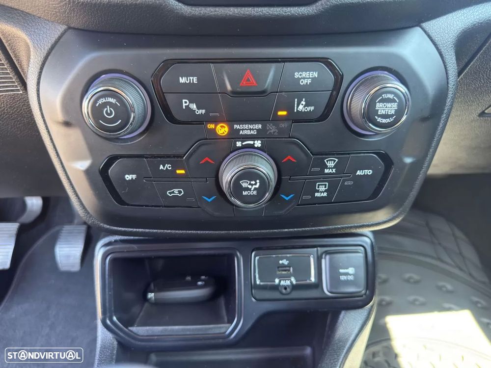 Jeep Renegade 1.0 T Limited - 20