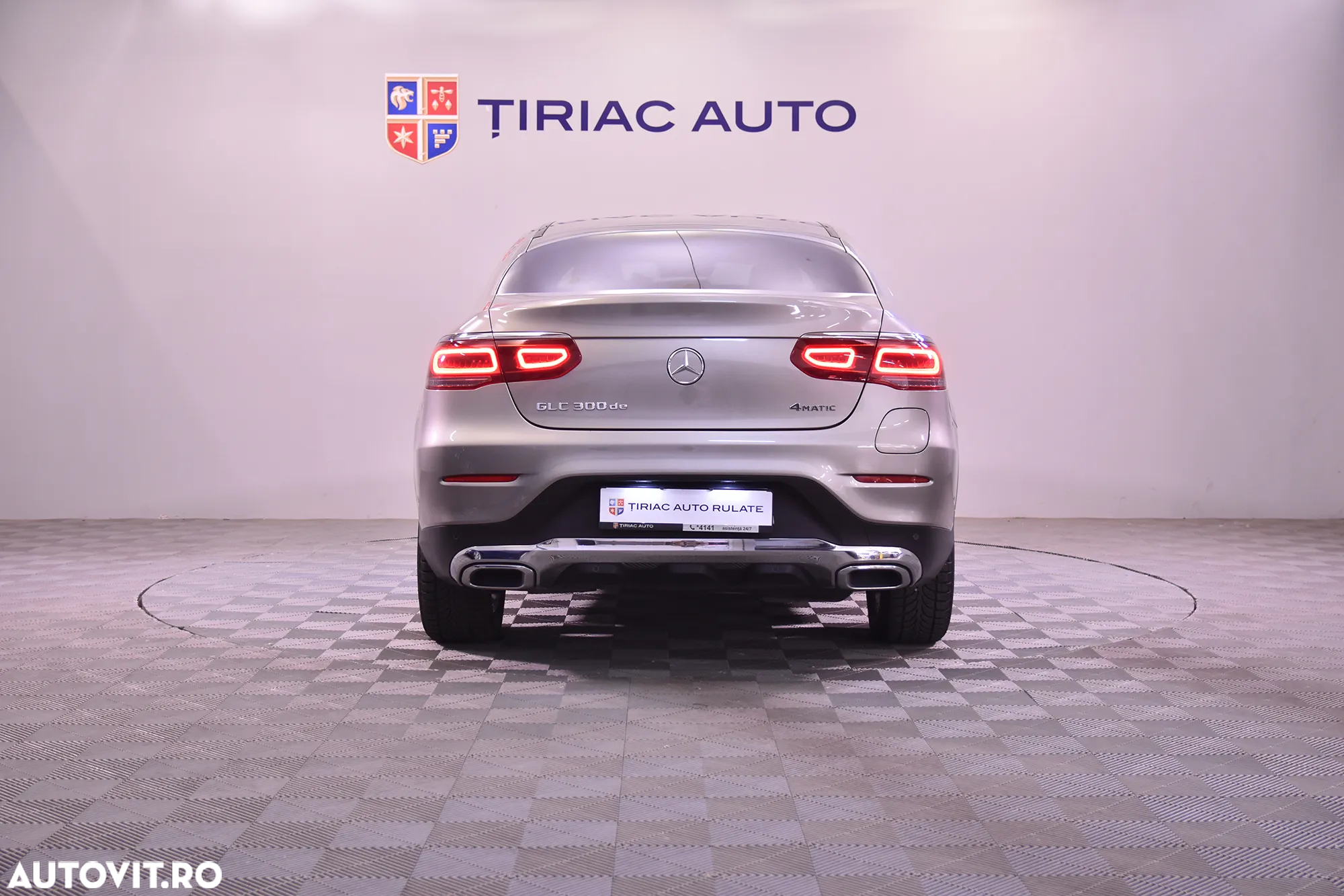 Mercedes-Benz GLC Coupe 300 de 4MATIC - 4