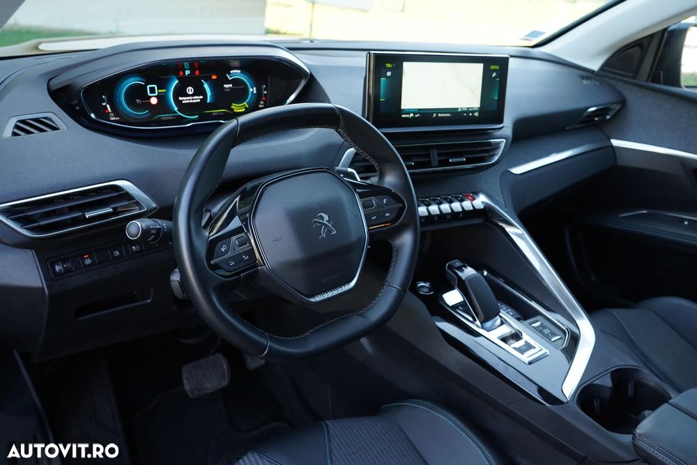Peugeot 3008 Plug-In Hybrid 225 e-EAT8 Allure Pack - 11
