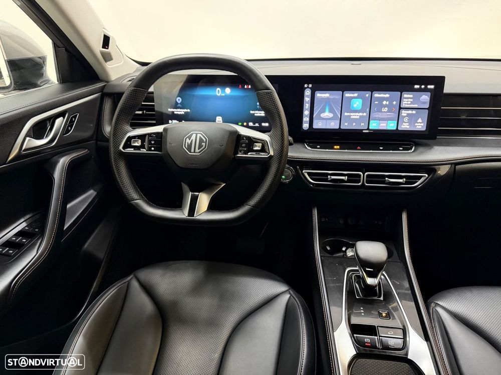 MG HS 1.5 T Luxury AT - 15
