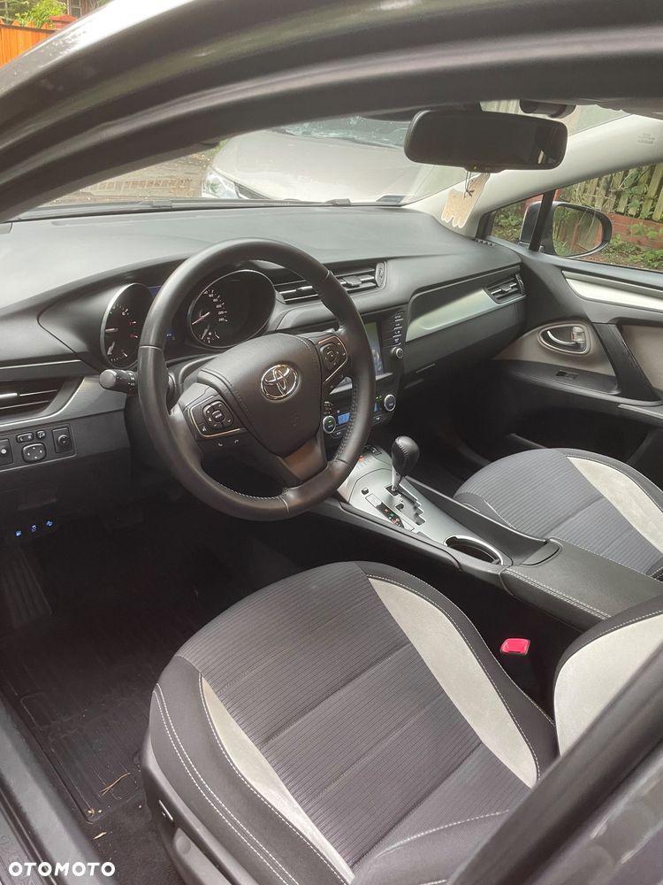 Toyota Avensis 1.8 Premium MS - 2