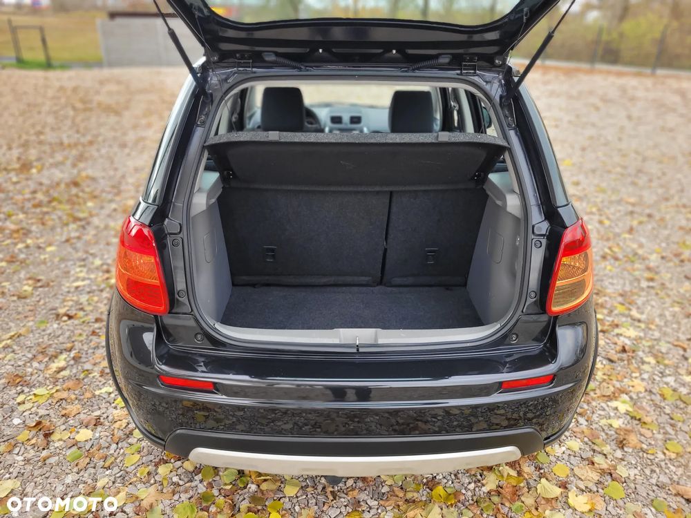 Suzuki SX4 1.5 Comfort - 30