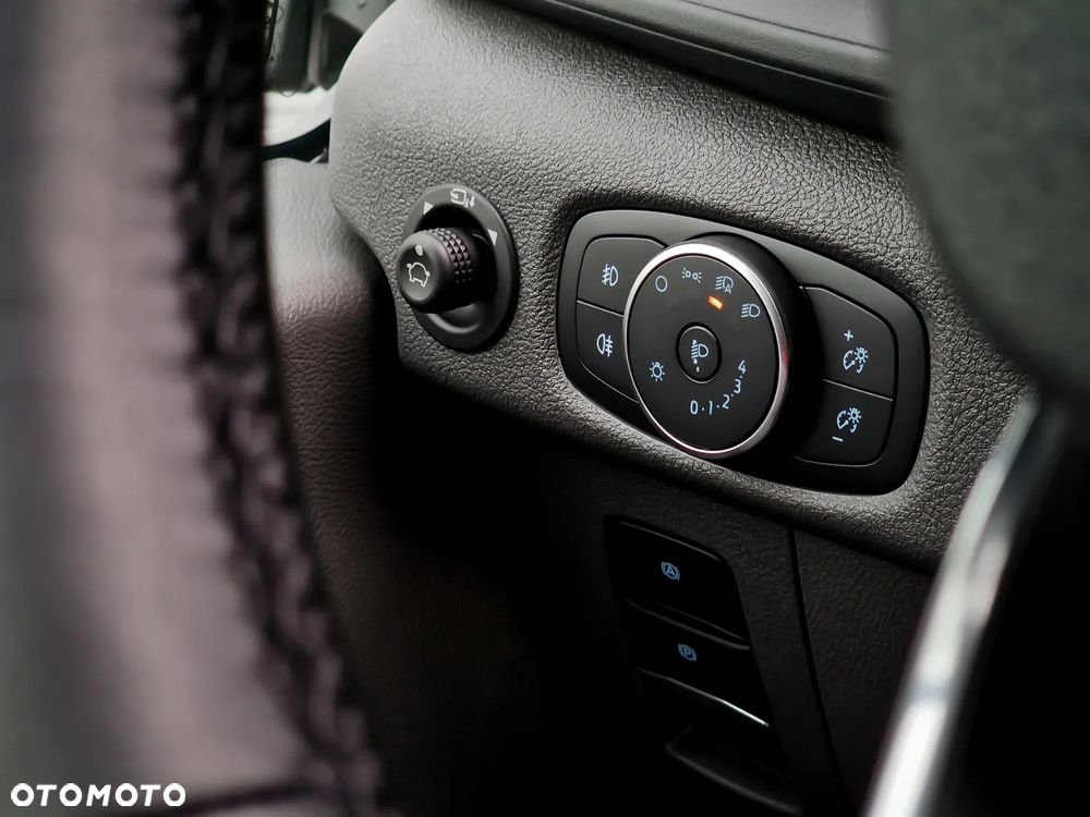Ford Transit - 16