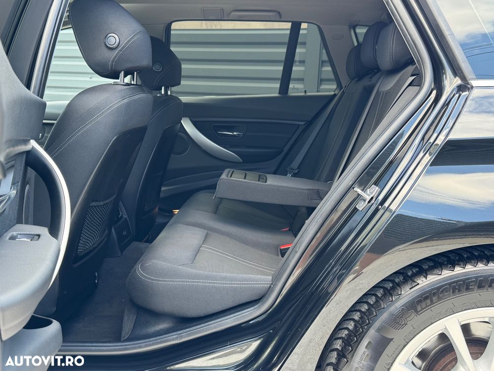 BMW Seria 3 320d Aut. - 7