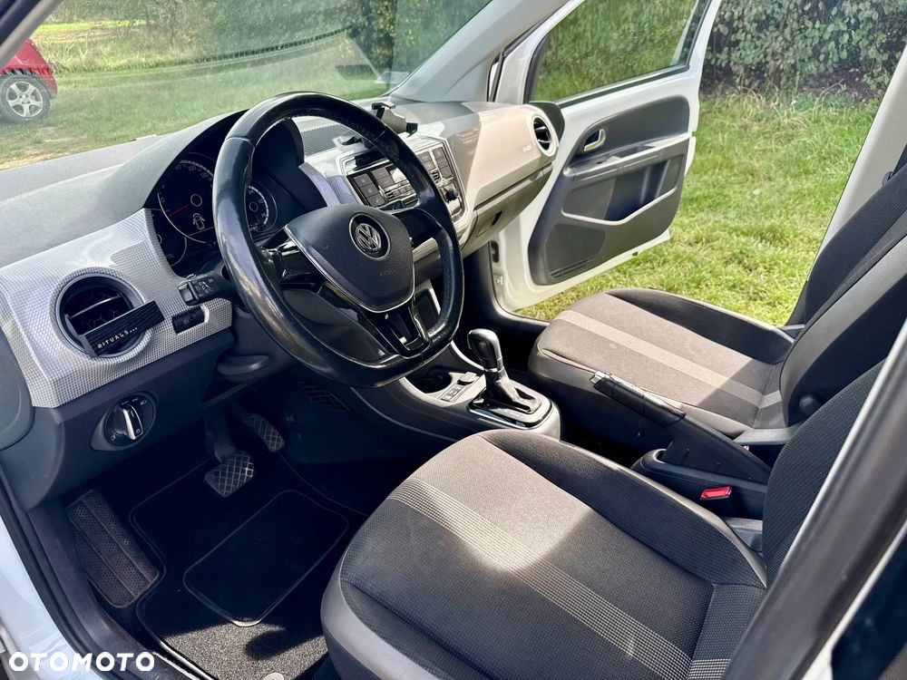 Volkswagen up! e-up - 20