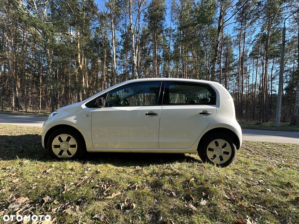 Volkswagen up! 1.0 take - 6