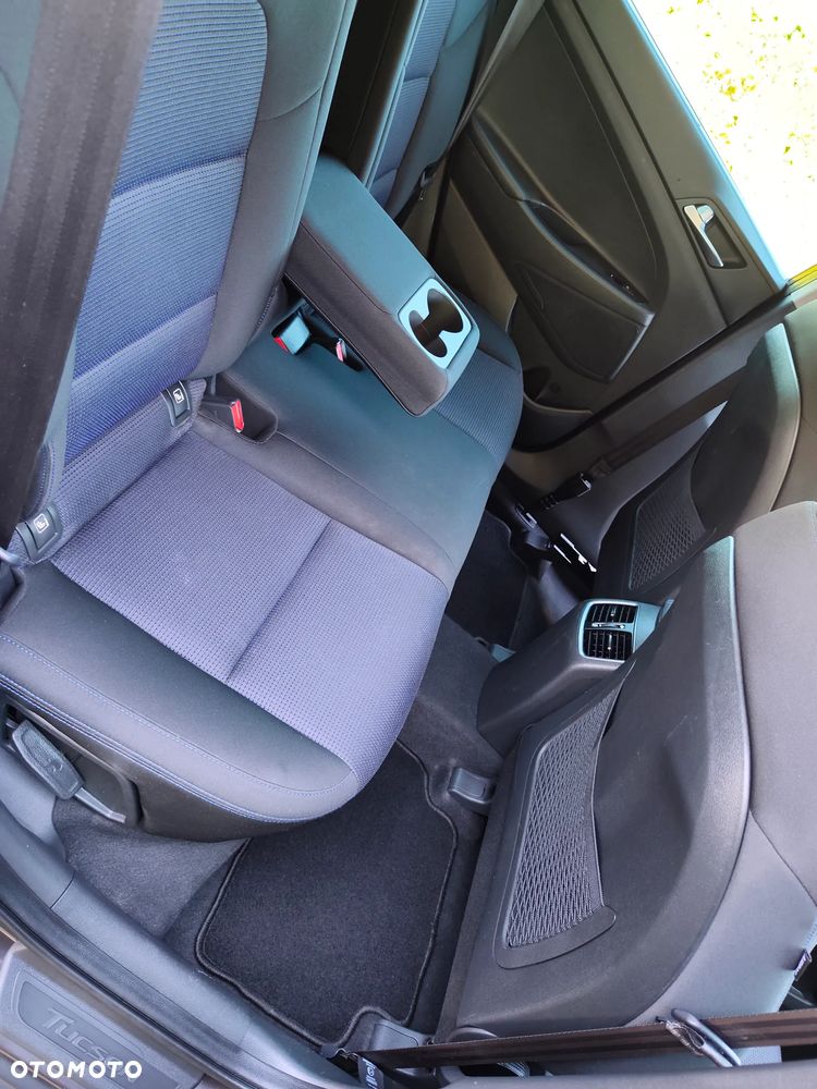 Hyundai Tucson blue 1.6 GDi 2WD Navi - 25