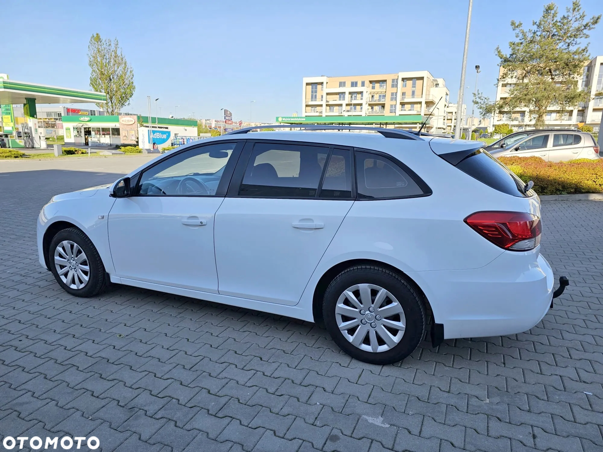 Chevrolet Cruze Station Wagon 1.6 LS+ - 13