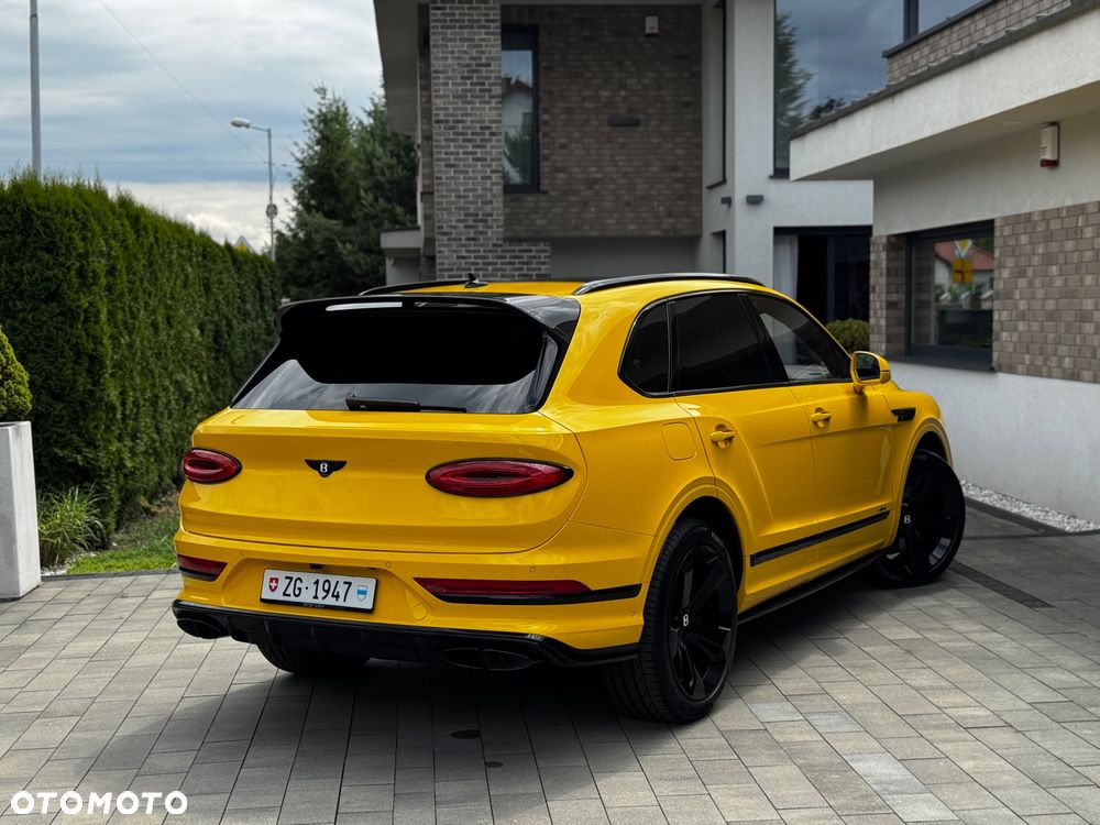 Bentley Bentayga Azure - 9