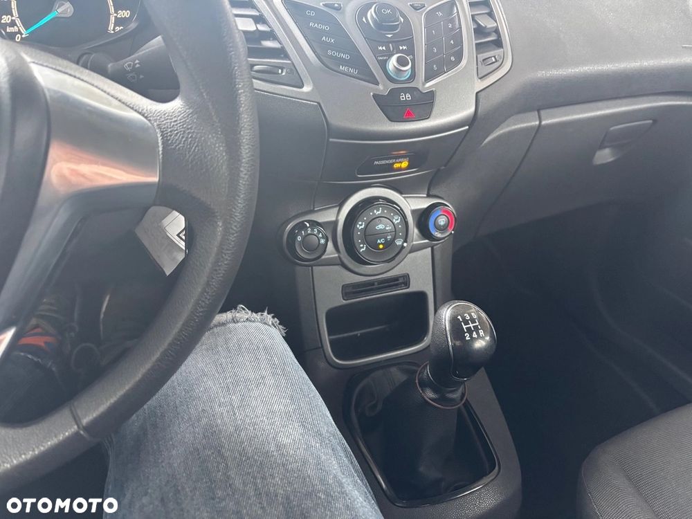 Ford Fiesta 1.25 Ambiente EU5 - 5