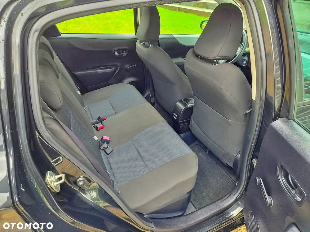 Toyota Yaris 1.5 VVT-i Lounge - 19