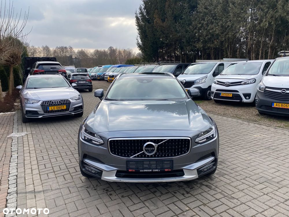 Volvo V90 Cross Country D4 AWD Geartronic Pro - 2