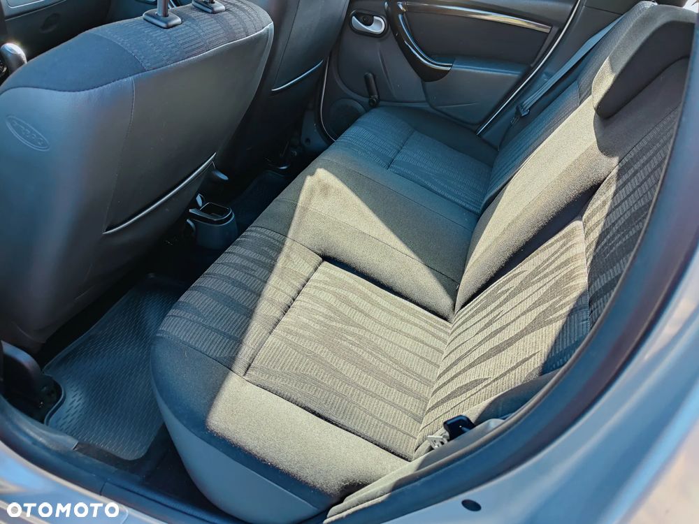 Dacia Duster 1.6 16V 4x2 Laureate - 17