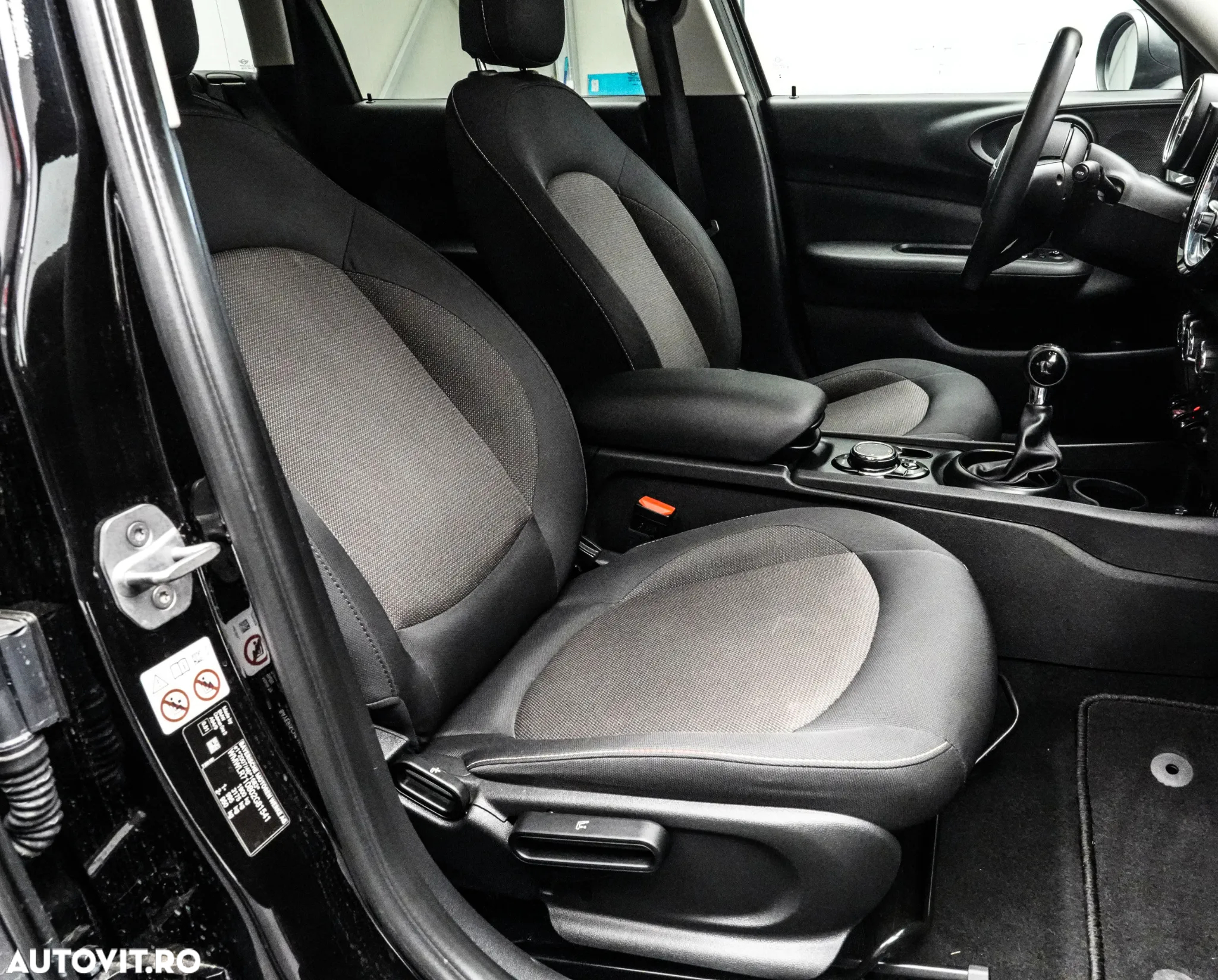 Mini Clubman - 15