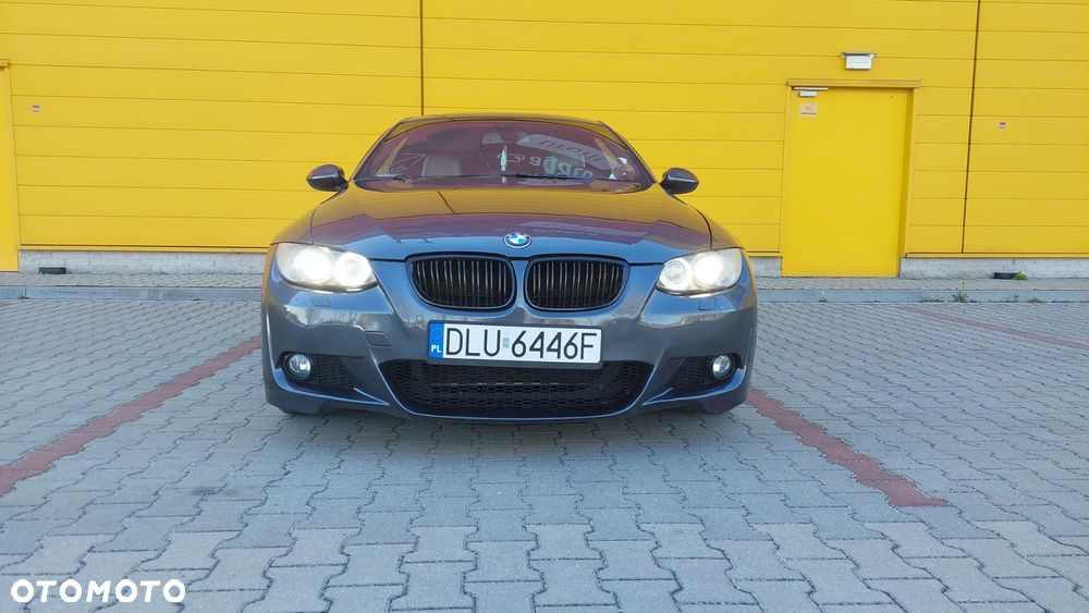 BMW Seria 3 330i - 5