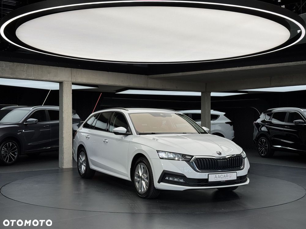 Skoda Octavia 2.0 TDI Ambition DSG - 8