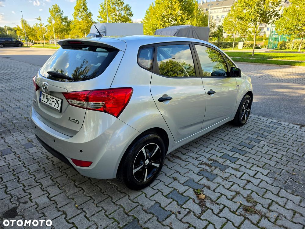 Hyundai Ix20 2011 photo 3