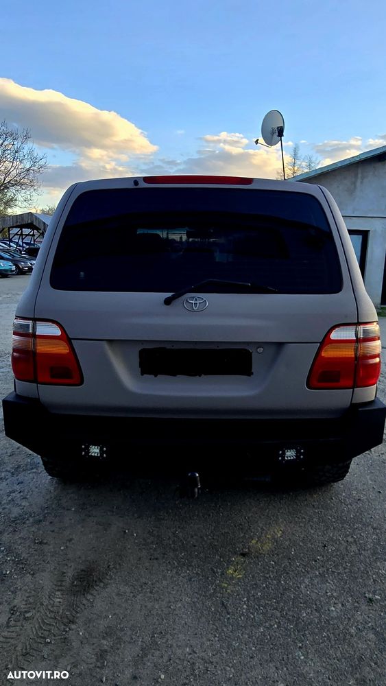 Toyota Land Cruiser 90 TD4-D L. Aut - 6