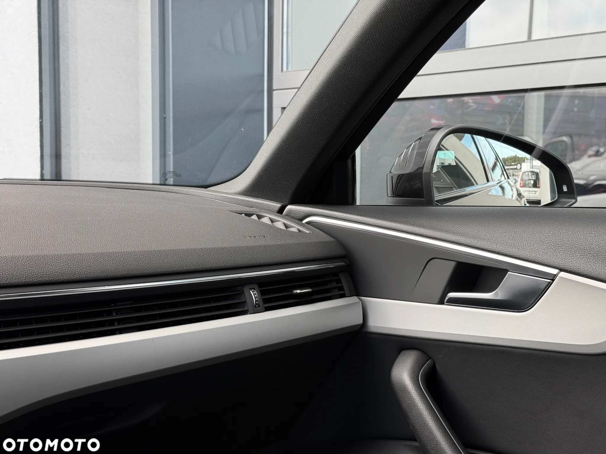Audi A4 Avant 40 TDI S tronic - 19