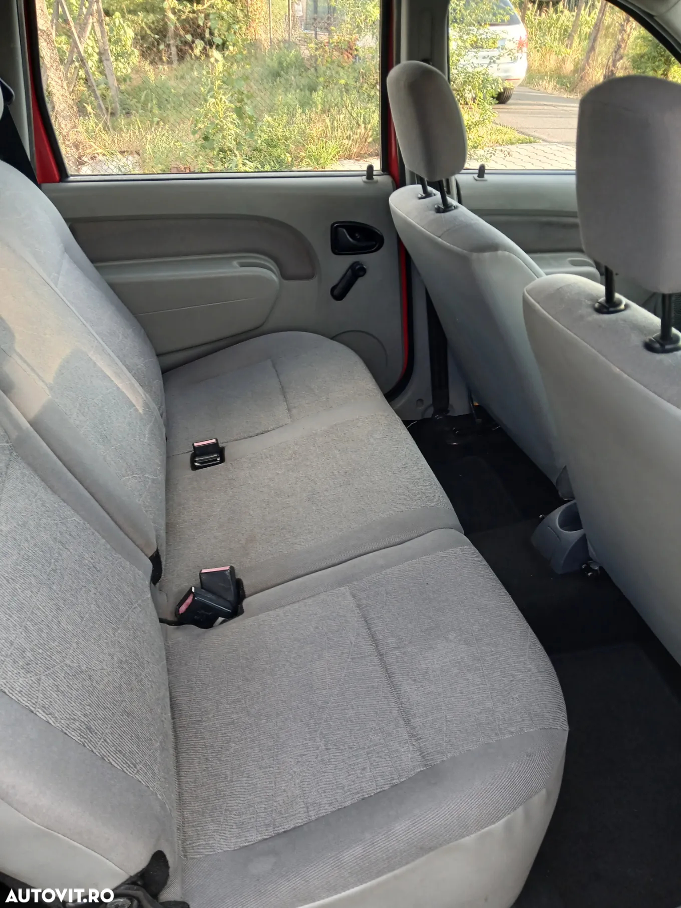 Dacia Logan MCV 1.6 Laureate - 9