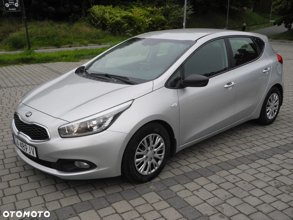 Kia Ceed - 1