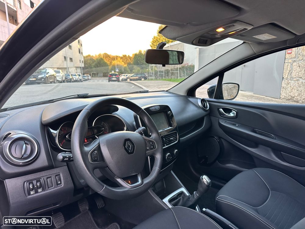 Renault Clio 0.9 TCe Limited - 33