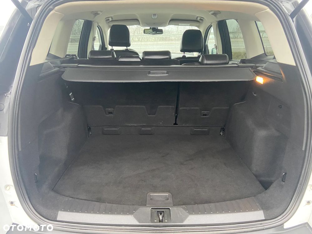 Ford Kuga 2.0 TDCi 4x4 Titanium - 17