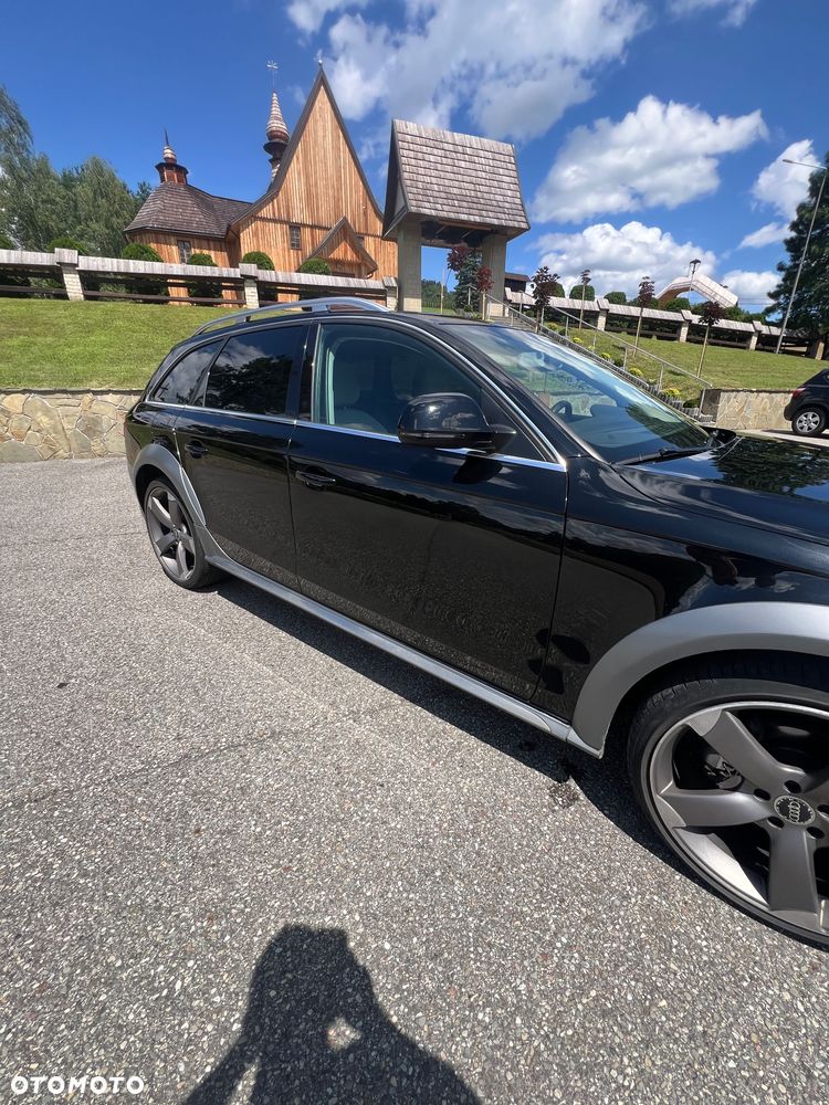 Audi A4 Allroad 2.0 TDI Quattro - 11