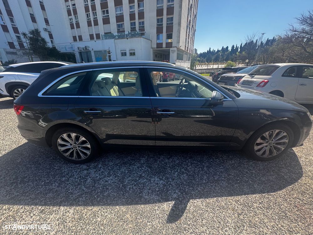 Audi A4 Avant 2.0 TDI Design - 6