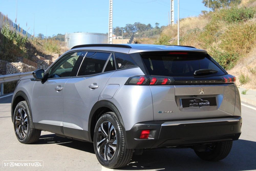 Peugeot e-2008 Allure Pack - 5