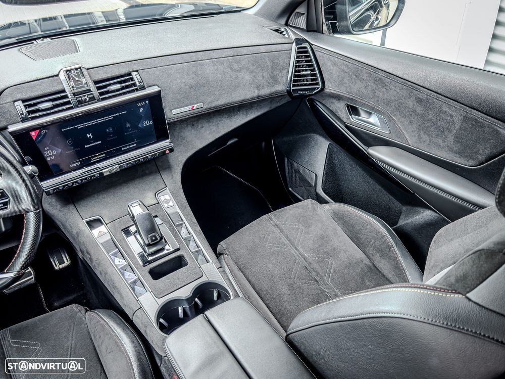 DS DS7 Crossback - 21