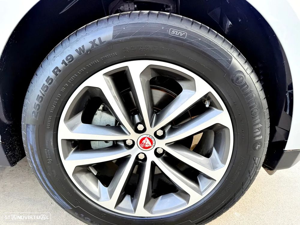 Jaguar F-Pace 20d Aut. Portfolio - 44