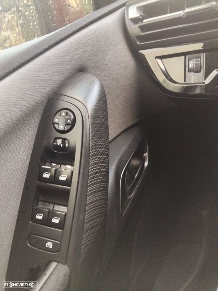 Citroën C4 Grand Picasso 1.6 e-HDi Exclusive ETG6 - 17