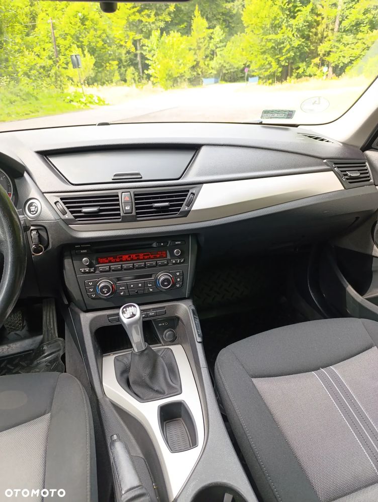 BMW X1 xDrive18d - 14