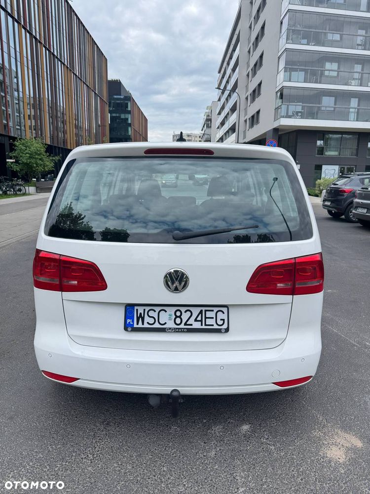 Volkswagen Touran 1.6 TDI DPF Comfortline - 4