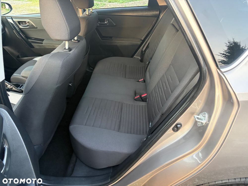 Toyota Auris 1.2 T GPF Premium - 28