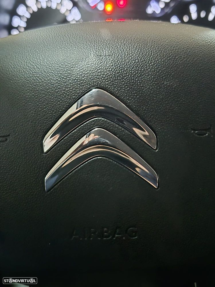 Citroën C3 Pure Tech Shine - 23