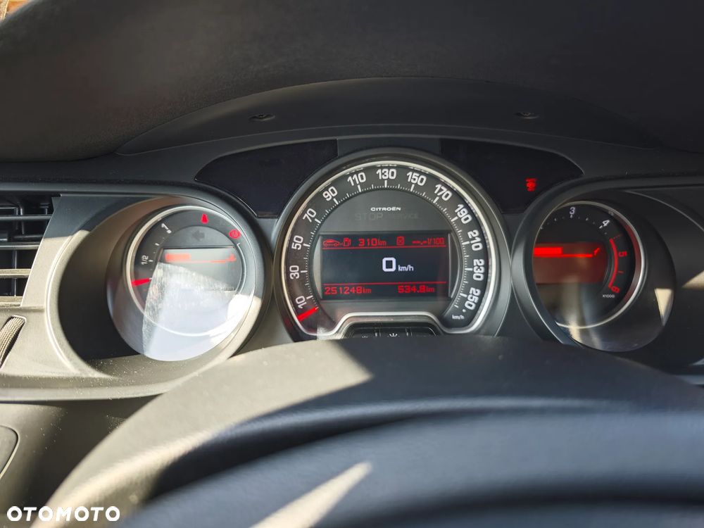 Citroën C5 2.0 HDi Exclusive - 15
