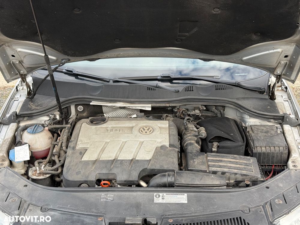 Volkswagen Passat 2.0 TDI DPF Comfortline Blue Motion Technology - 14