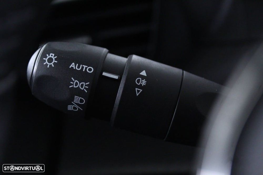 Peugeot 208 1.2 PureTech Active - 24